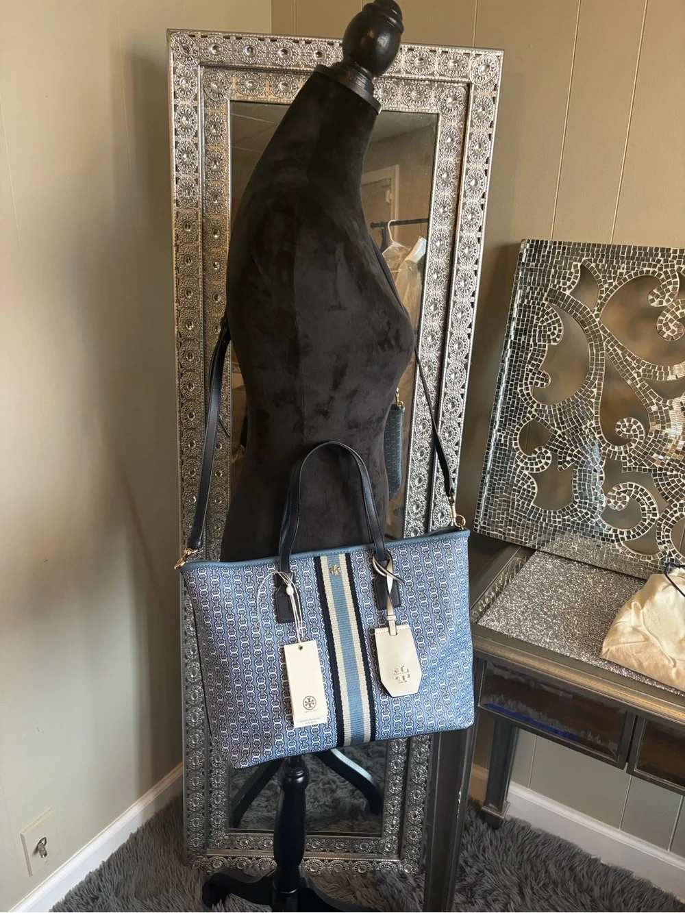 ⭐️Tory‎ Burch Gemini Link Canvas Small Tote